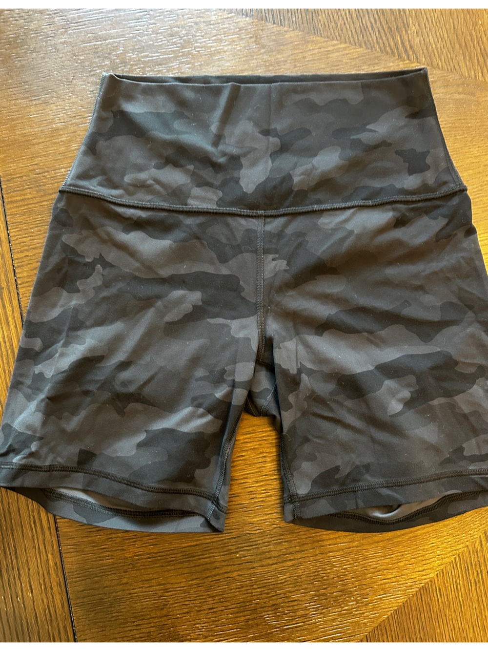 CRZ High-Waist Women's Camo Active Shorts - Black